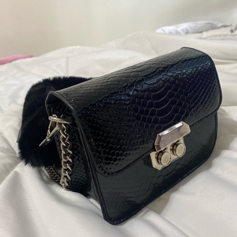 Shoulder bag - Picture 2 of 2